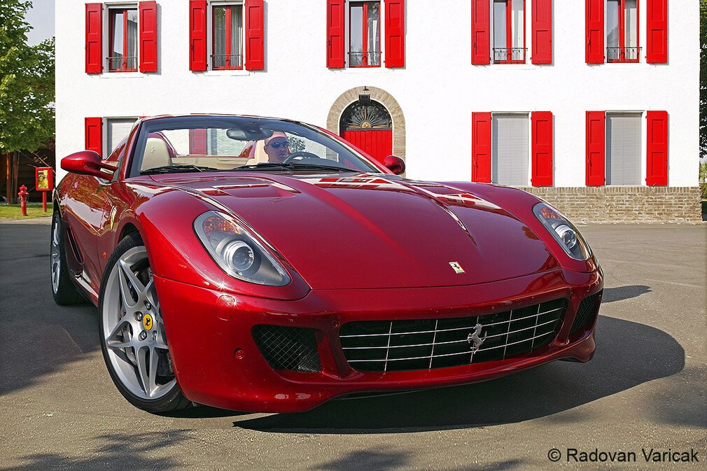 Ferrari 599 Barchetta