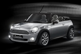 Life Ball Mini von Kenneth Cole 2010