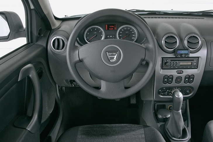 Dacia Duster 1.6 16V 4x2 Dacia Duster 1.6 16V 4x2