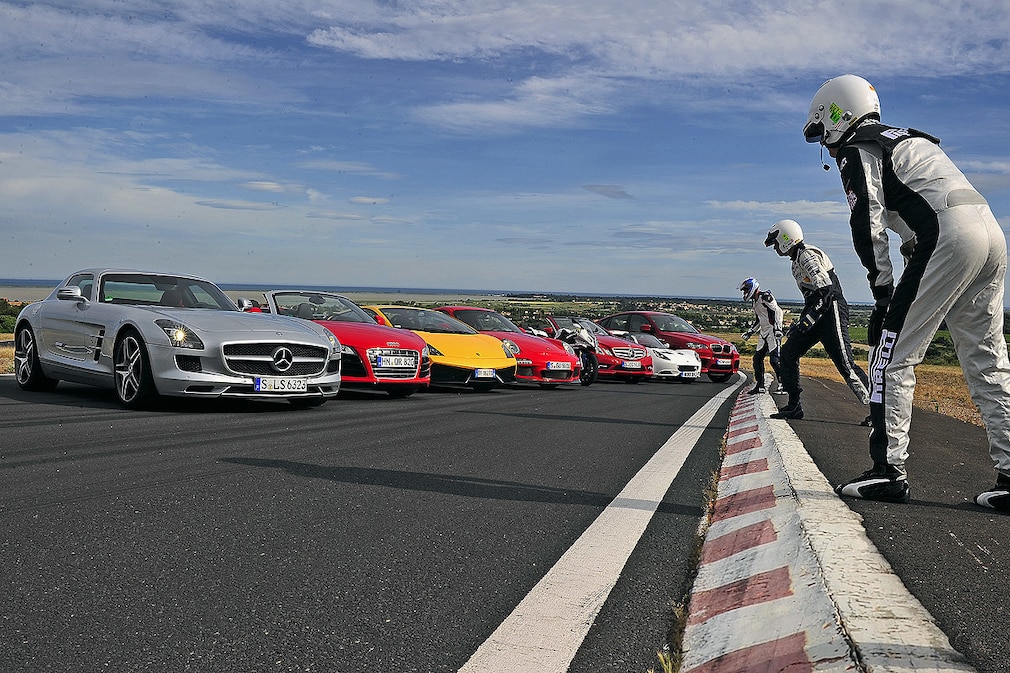 Mercedes SLS AMG Audi R8 Spyder Lamborghini Gallardo LP 570-4 Superleggera Porsche 911 GT3 BMW S 1000 RR Mercedes E 500 Cabrio Lotus Elise SC BMW X6 M