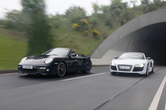 Porsche 911 Turbo S Cabrio Audi R8 V10 Spyder