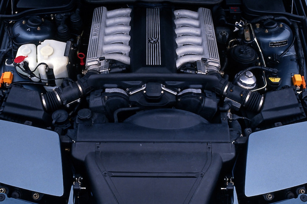 BMW 850i