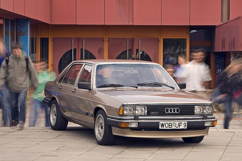 Audi 200 ST