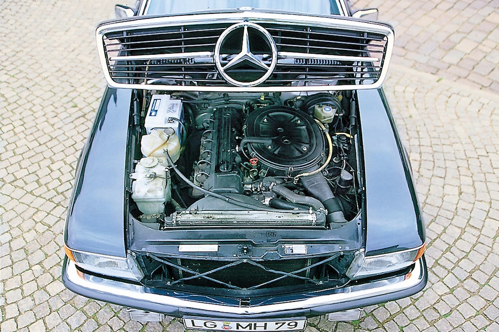 Mercedes 300 SL R107