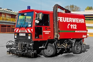 Ölspur Wasch- und Saugfahrzeug