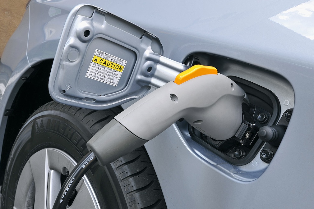 Toyota Plug-In  Hybrid PHV