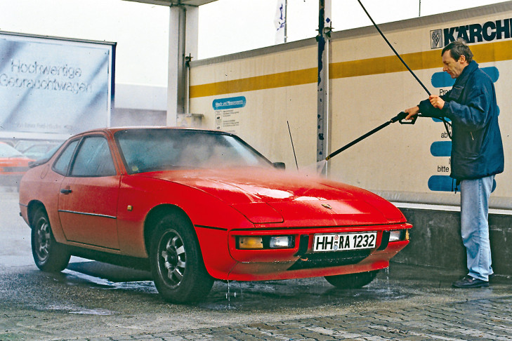 Porsche 924