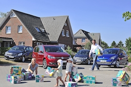 Toyota Verso 1.8 Executive VW Touran 1.4 TSI Comfortline Opel Zafira 1.8 Sport Renault Grand Scénic TCe 130 Dynamique