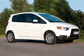 Mitsubishi Colt "In Motion Plus"