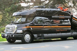 Dunkel Wohnmobil Pick-up