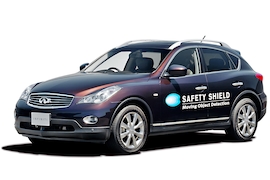 Infiniti FX mit Moving Object Detection