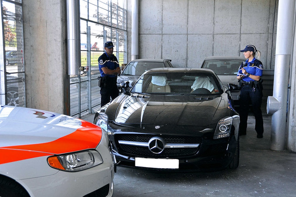 Sichergestellter Mercedes SLS AMG