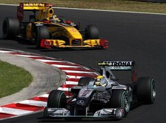 Gerüchten zufolge will Mercedes die Saison nur noch vor Renault beenden