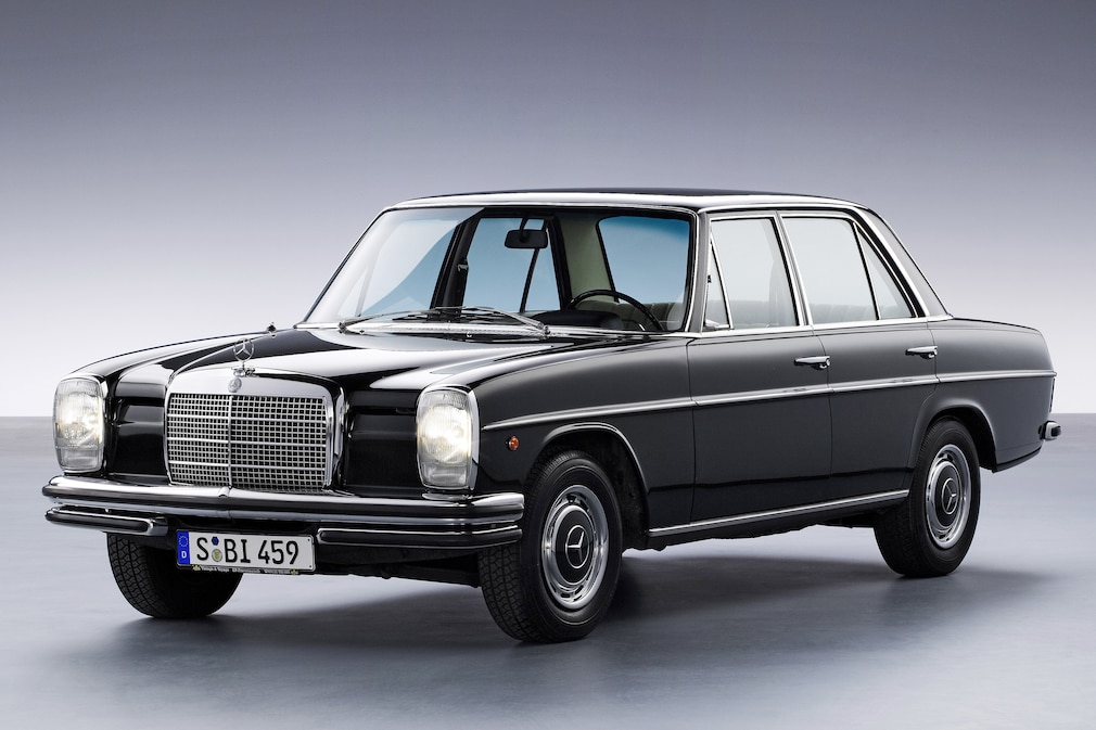 Mercedes-Benz 200 /8