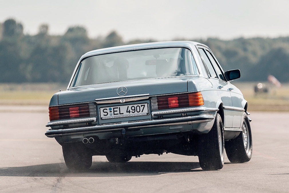 Mercedes 450 SEL 6.9