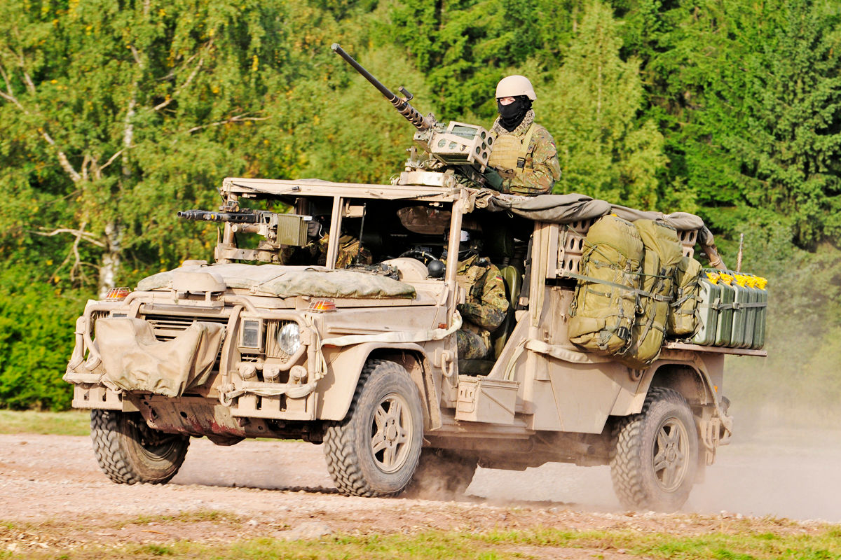 Bundeswehr-Radfahrzeuge: So rollen die Streitkräfte in den Einsatz - AUTO  BILD