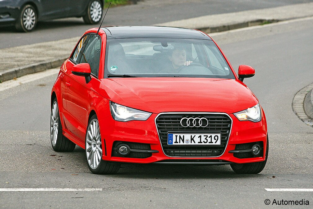 Audi S1