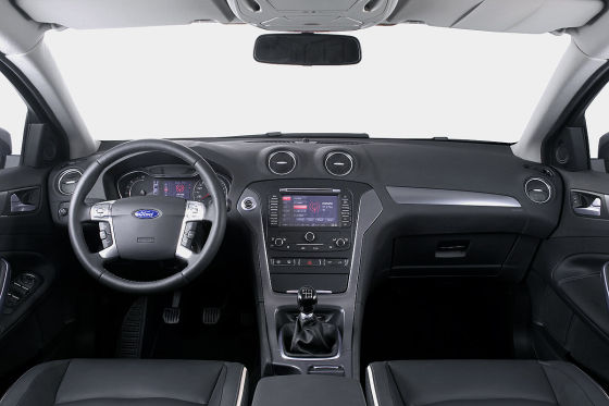 Ford Mondeo Facelift 2011 Erster Fahrbericht Autobild De