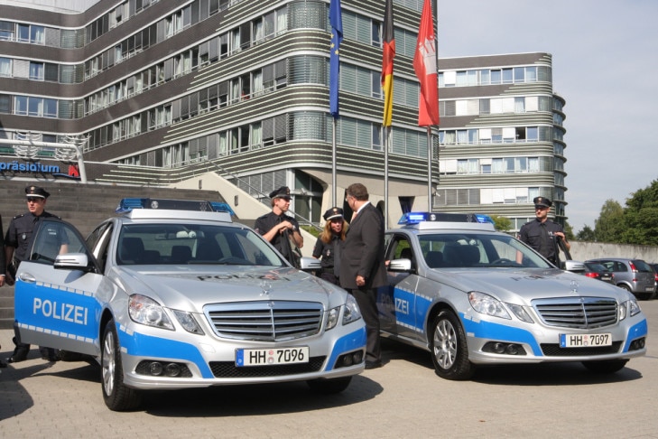Mercedes E-Klasse Polizei Hamburg (2009) Mercedes E-Klasse Polizei Hamburg (2009)