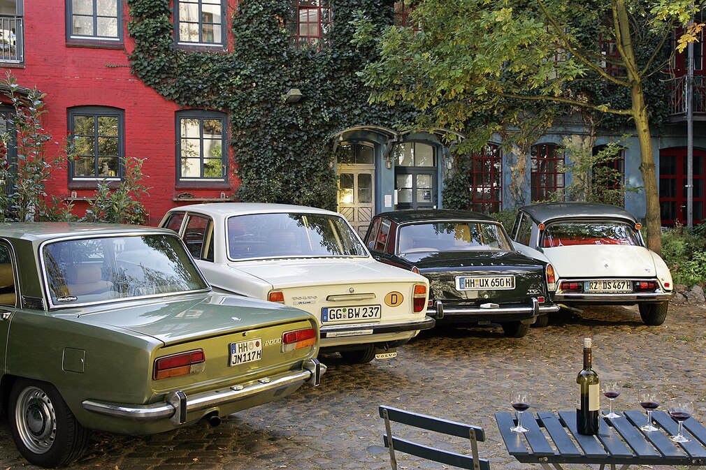 Alfa Romeo 2000 Berlina Volvo 144 Rover 2000 TC Citroën ID 19
