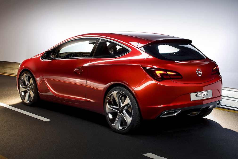 Opel Sudie GTC Paris