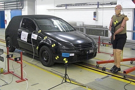 Test zum Fußgängerschutz