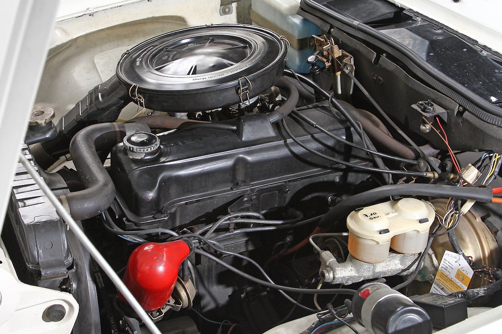 Motorraum vom Opel Manta A