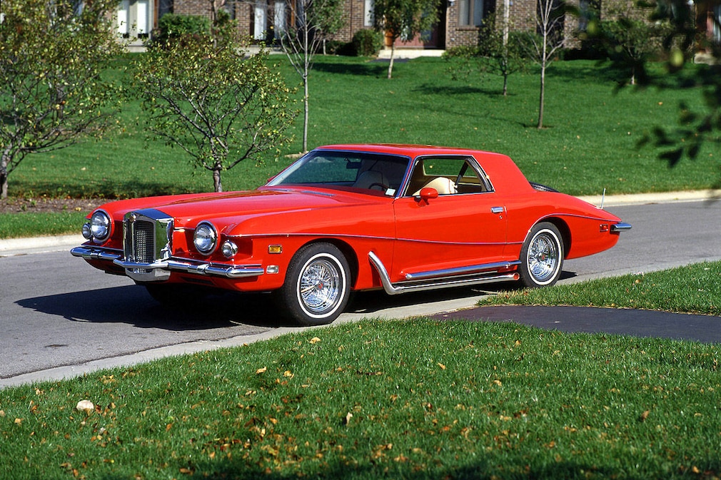 Stutz Blackhawk
