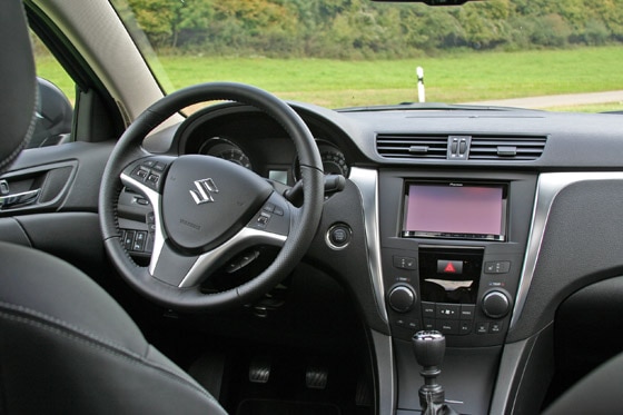 Suzuki Kizashi