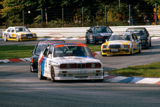 BMW M3 E30 auf der Rennstrecke
