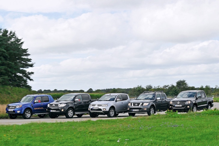 Ford Ranger 3.0 TDCi Toyota Hilux 3.0 D - 4D Mitsubishi L 200 2.5 DI - D+ Nissan Navara 2.5 dCi VW Amarok2.0 BiTDI