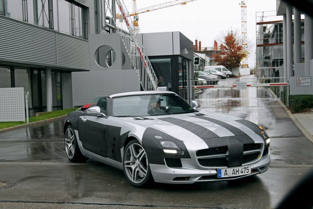 Mercedes SLS AMG Roadster