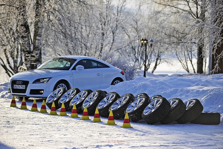 Audi TT mit Reifen 245/40 R 18 Audi TT mit Reifen 245/40 R 18