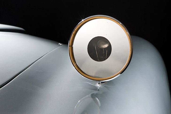 Aston Martin DB5 von James Bond