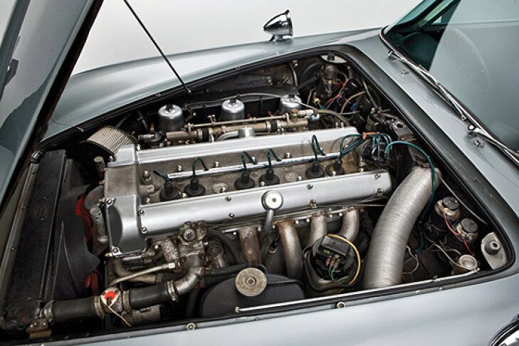 Aston Martin DB5 von James Bond