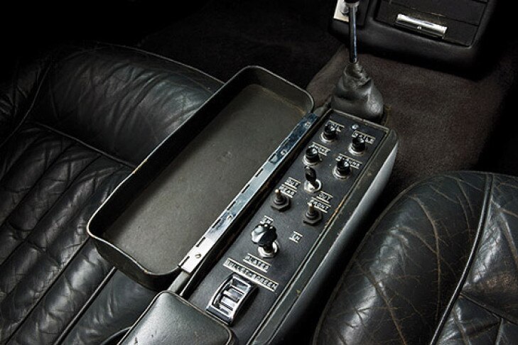 Aston Martin DB5 von James Bond