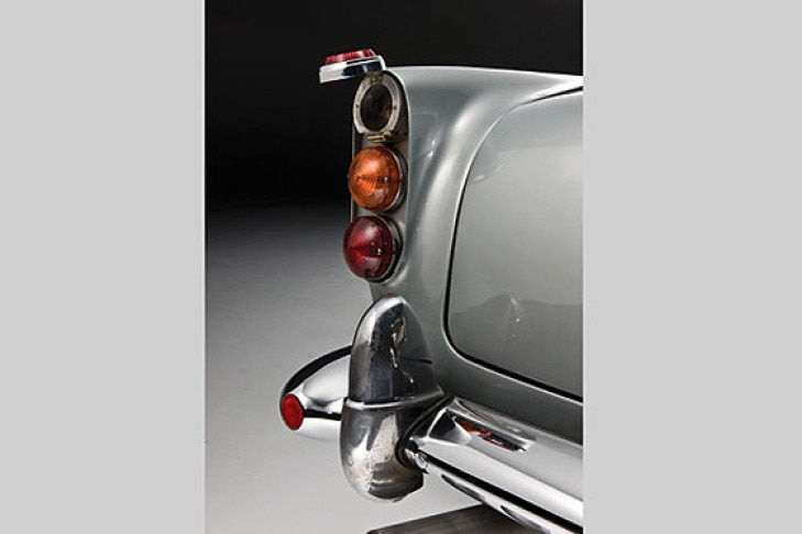 Aston Martin DB5 von James Bond