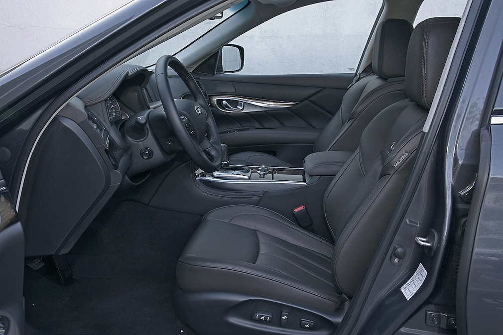 Infiniti M30d