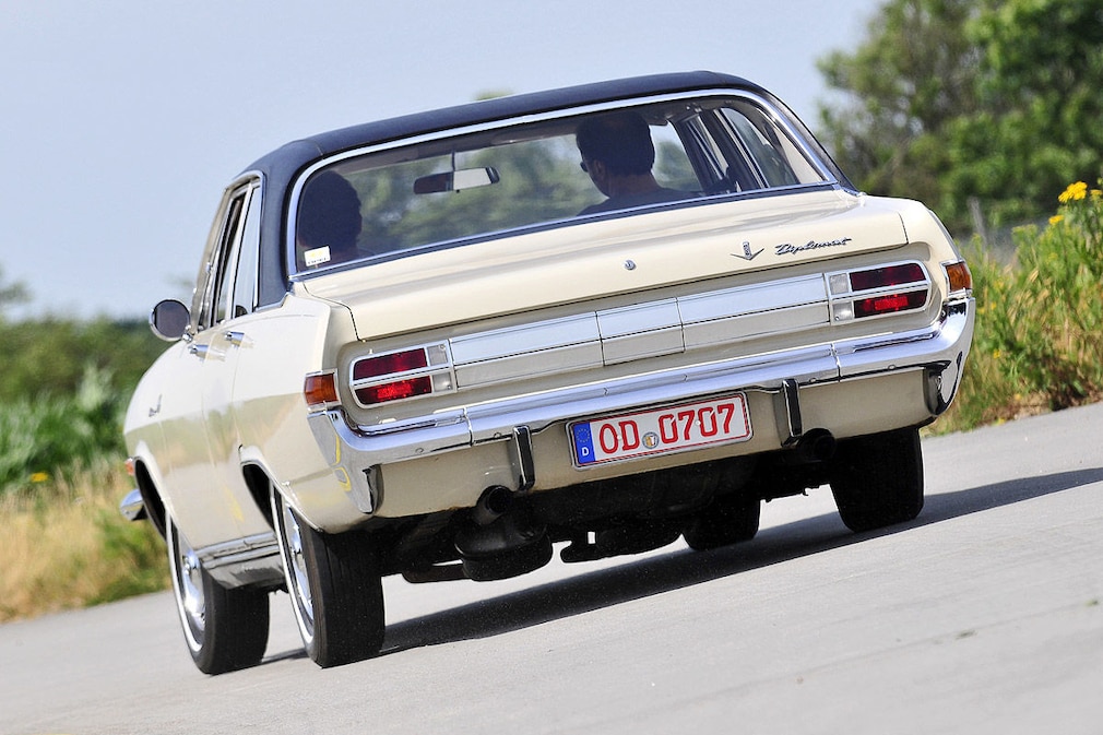 Opel Diplomat A Opel Diplomat A
