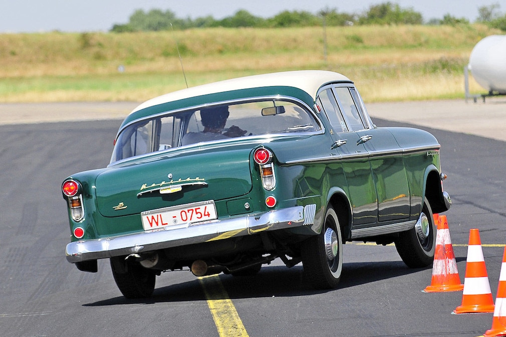 Opel Kapitän 2.5