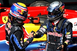 Webber gratuliert Vettel in Brasilien