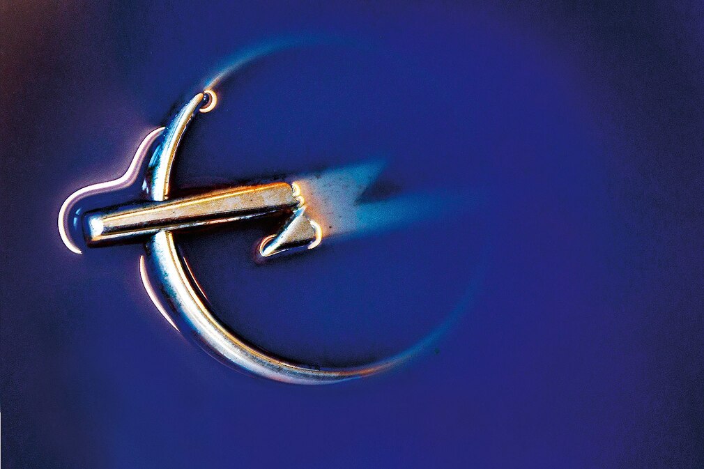 Opel Logo