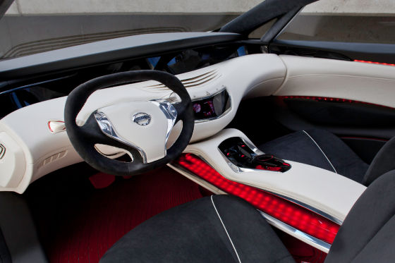 Nissan Ellure Concept