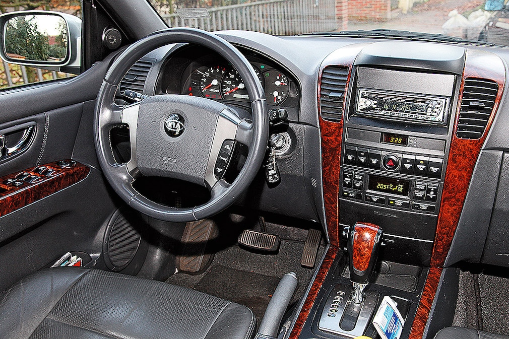Kia Sorento 2.5 CRDi EX Automatik