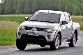 Mitsubishi L 200 DoKa
