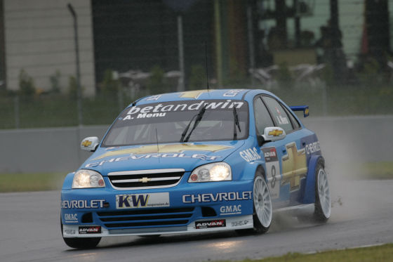 Menu holt Chevrolets ersten Sieg