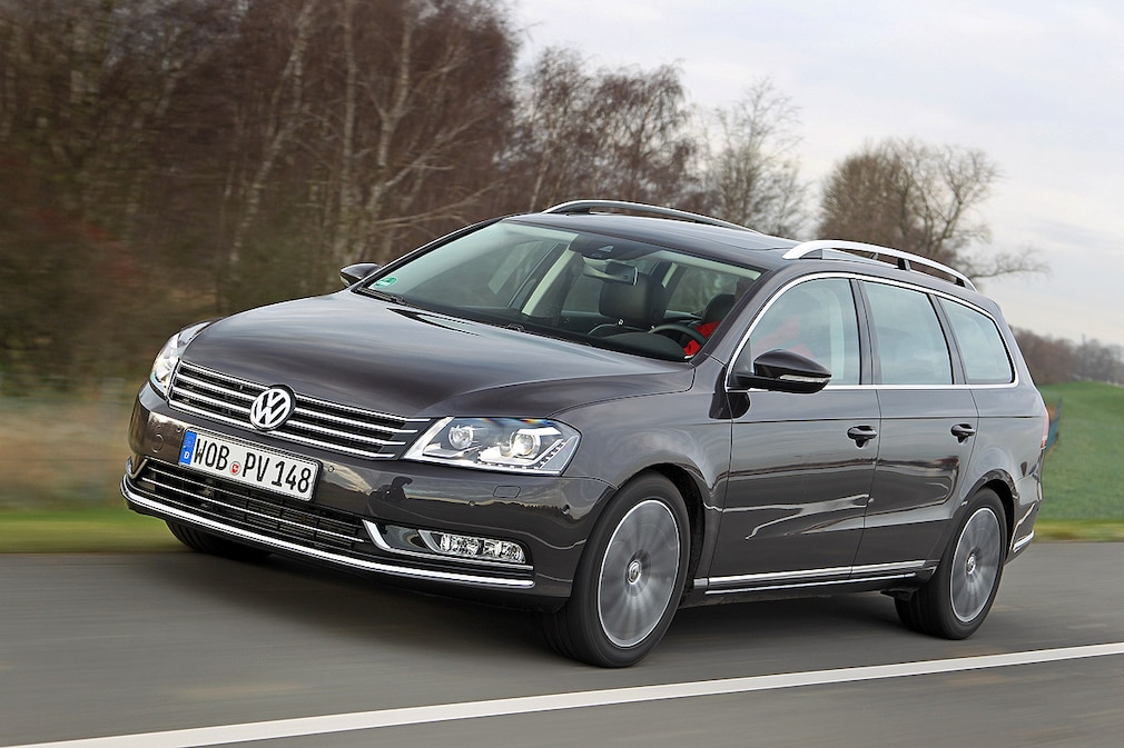 VW Passat Variant Blue TDI