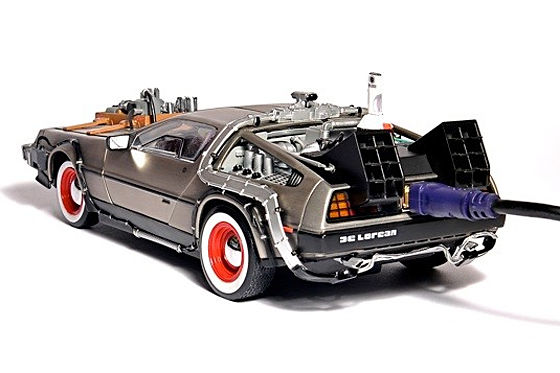 DeLorean-Modell als Festplatte