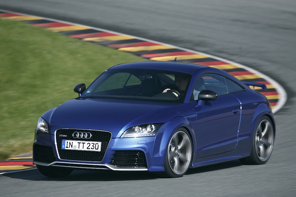 Audi TT RS S-Tronic