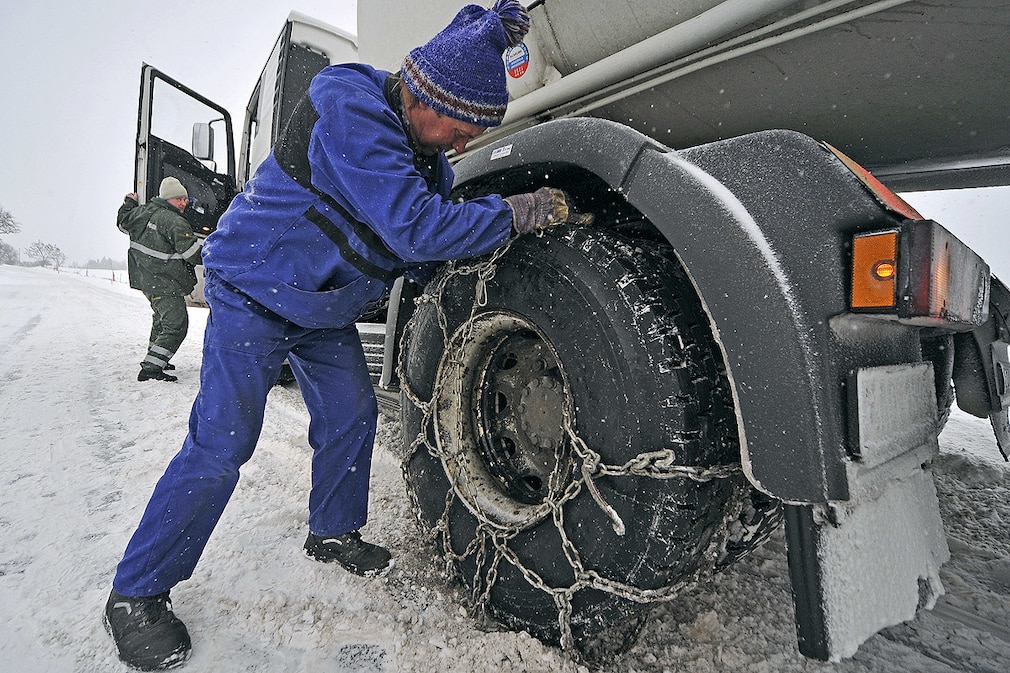 Tankstellen im Schneechaos